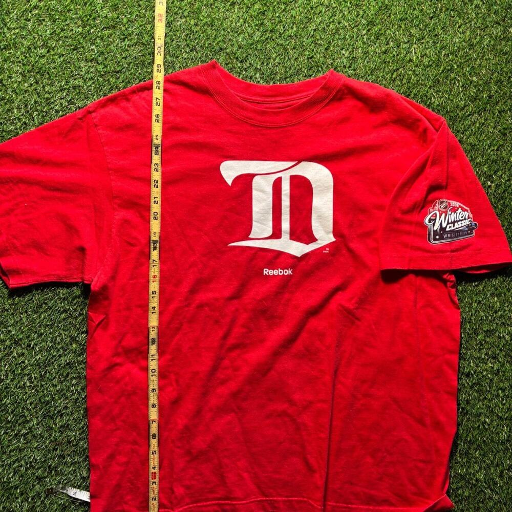 Reebok Detroit Red Wings Old English D Logo T-Shirt Red Mens Size XL